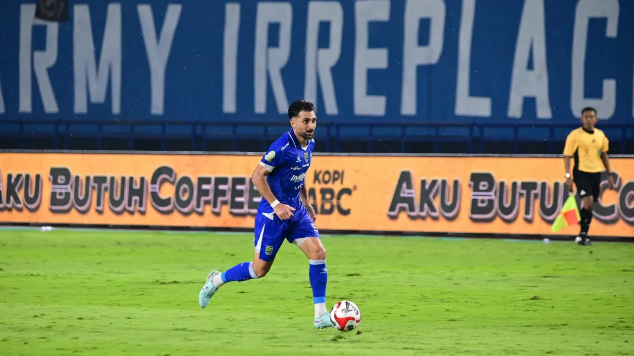 Bek Persib, Frans Putros