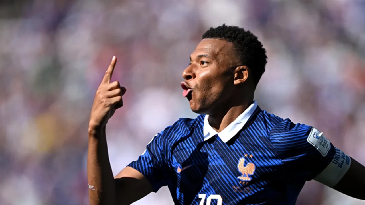 Wayne Rooney Nilai Performa Mbappe Tidak Dihargai Fans Real Madrid
