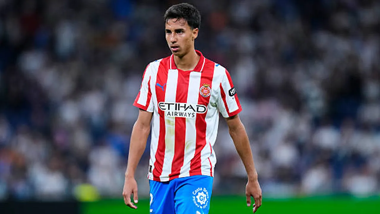 Bersinar Bersama Girona, Vitor Reis Pulang ke Manchester City dengan Modal Besar