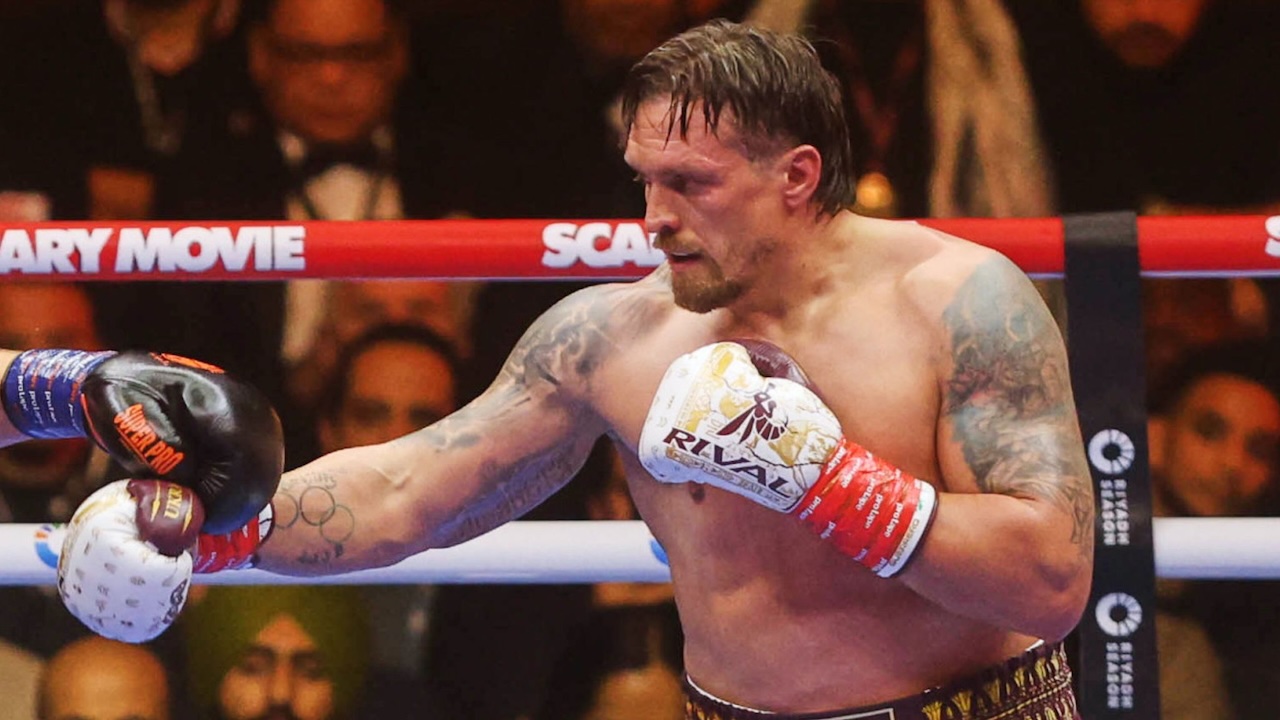 Fury Sindir Alasan Oleksandr Usyk Enggan Hadapi Itauma