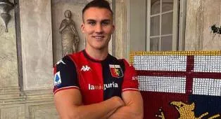 Inter Milan Lirik Leo Ostigard dari Genoa Sebagai Pengganti Stefan de Vrij