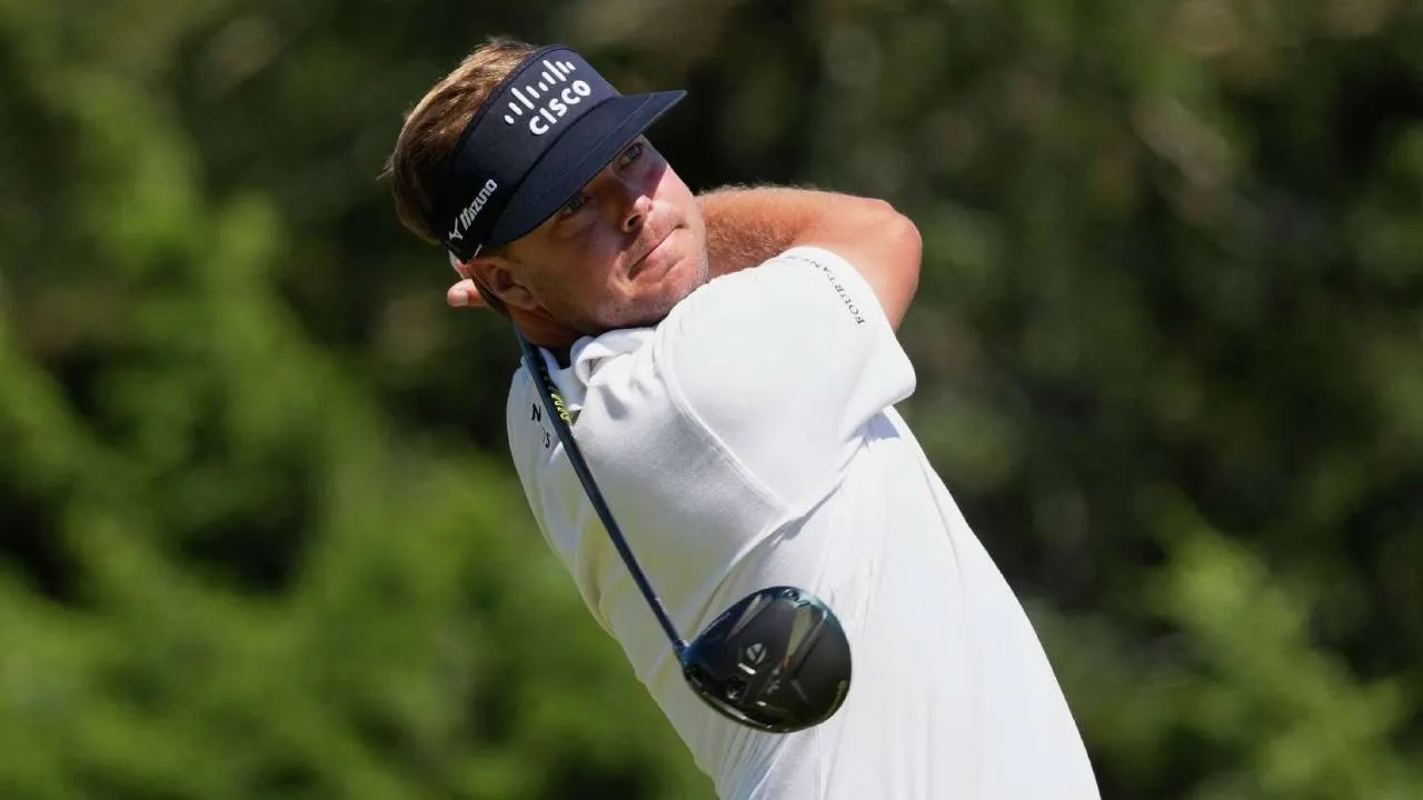 Total skor 280 membawa Keith Mitchell berbagi posisi keempat sekaligus memastikan tiket tampil pada Masters Tournament dan U.S. Open edisi tahun depan. (Foto: Golf Digest)