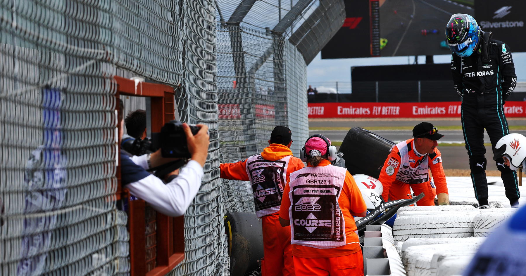 Keputusan “Hidup atau Mati” Russell Usai Kecelakaan F1 Mengerikan