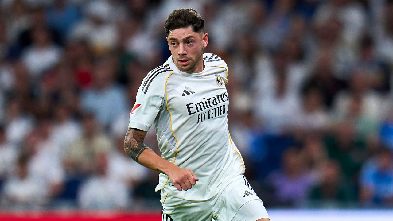 Masuk Rencana Mourinho, Real Madrid Pertahankan Federico Valverde