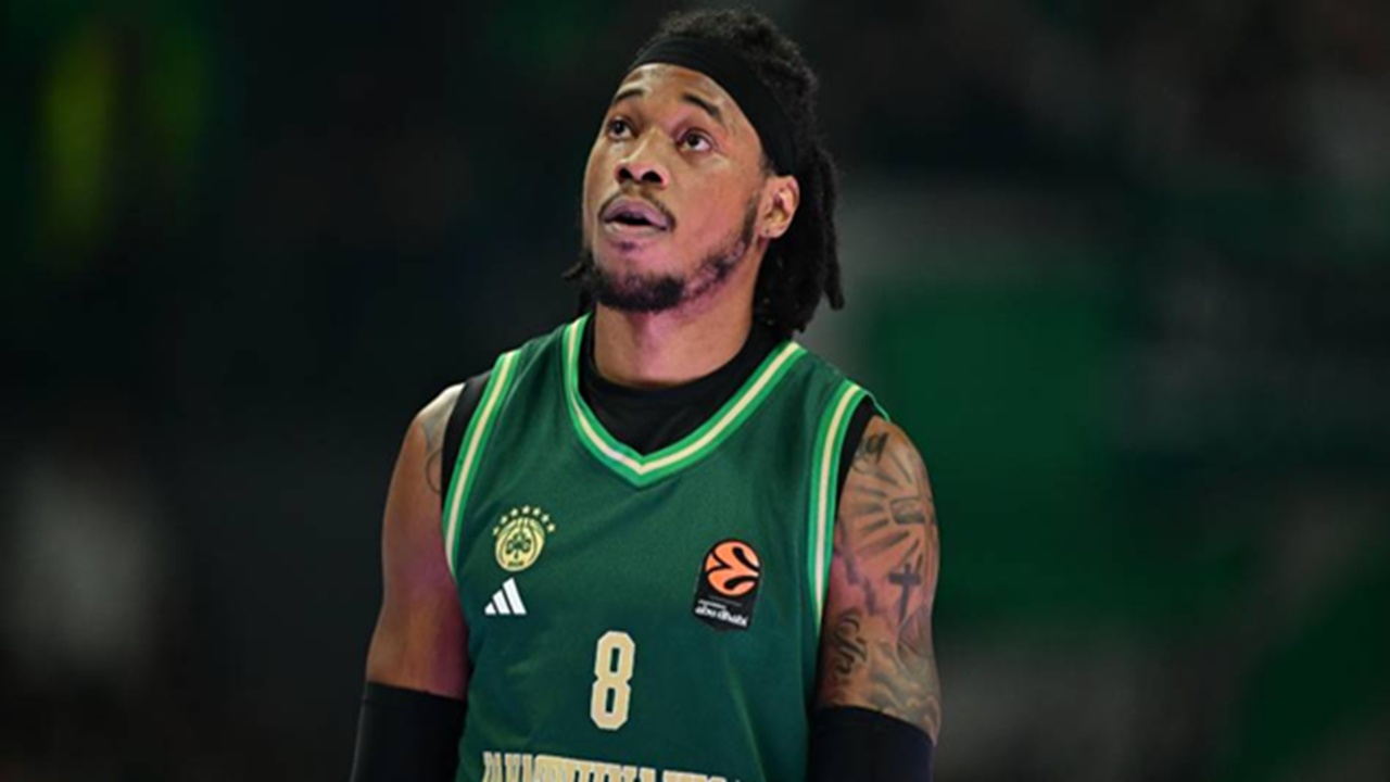 Richaun Holmes Lakukan Negosiasi dengan Maccabi Tel Aviv