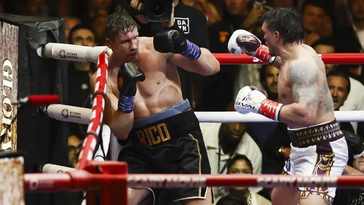 Rico Verhoeven Bandingkan Pukulan Usyk dengan Legenda Kickboxing