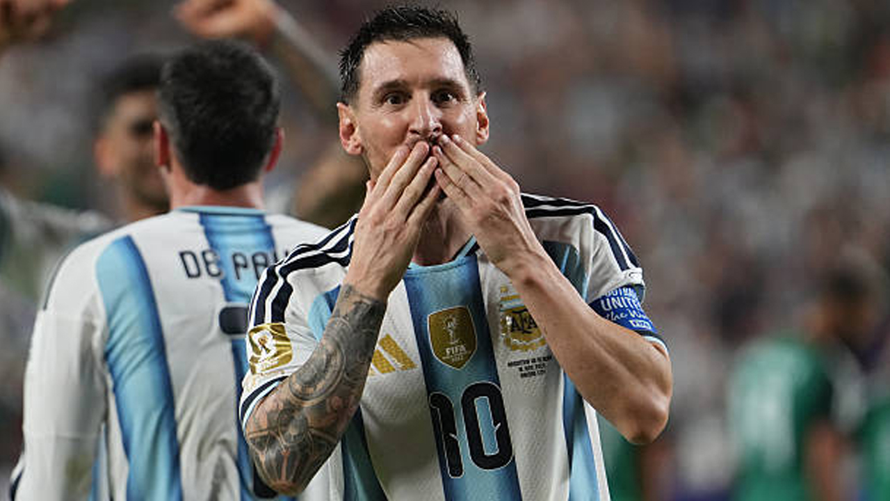 Ryan Christie Ungkap Kekagumannya Pada Lionel Messi