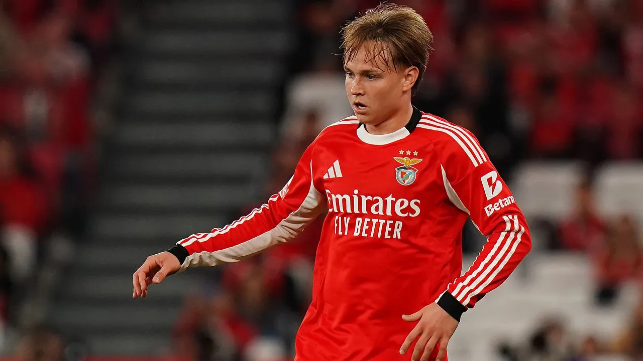 AC Milan Mulai Negosiasi dengan Benfica untuk Andreas Schjelderup