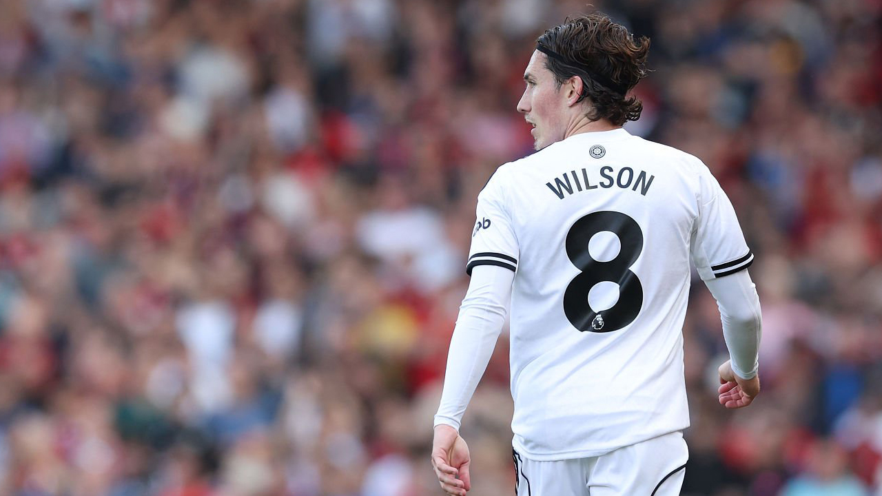 Aston Villa Siap Saingi Leeds United untuk Dapatkan Harry Wilson