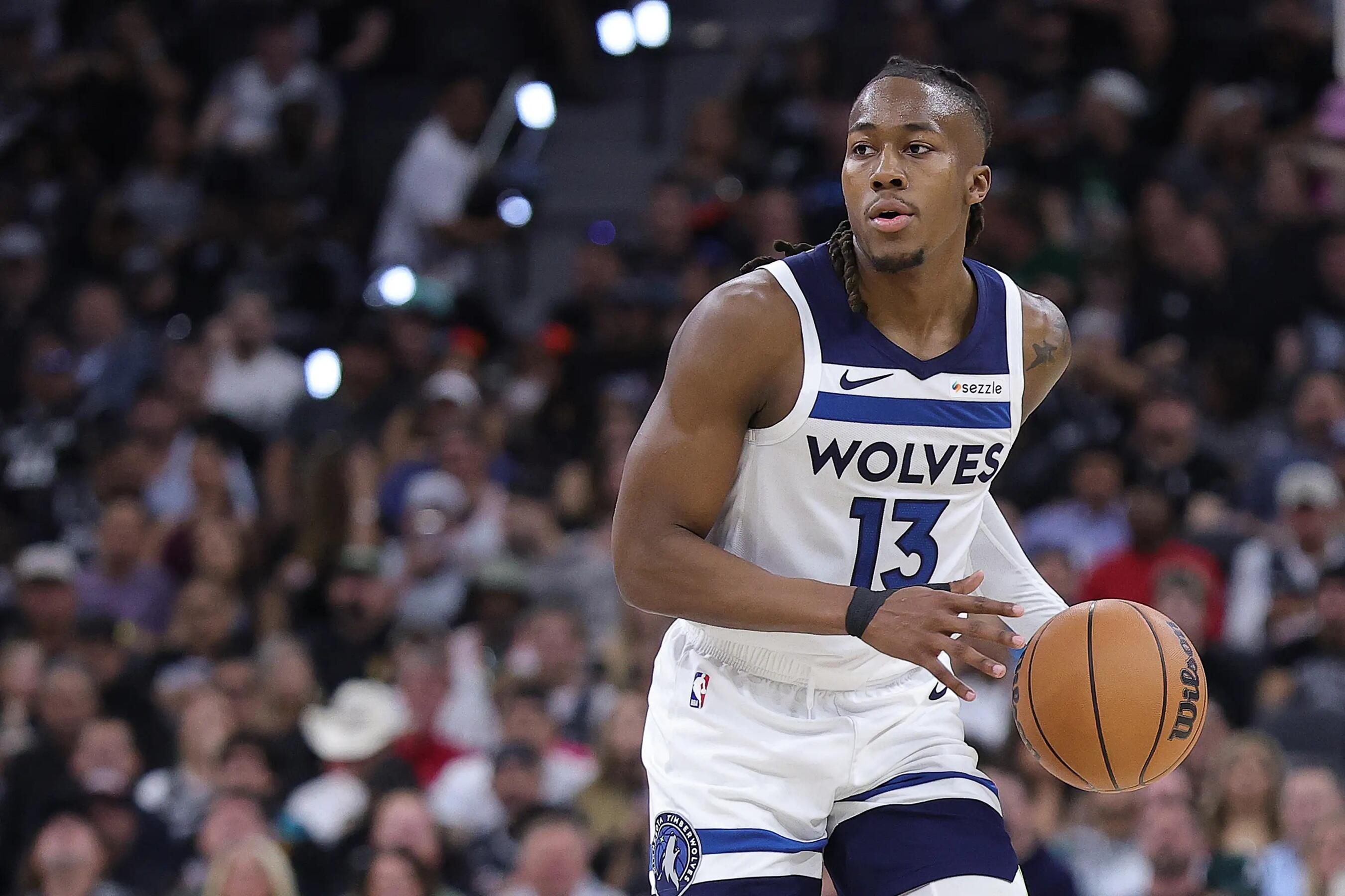 Ayo Dosunmu Sepakati Kontrak Lima Tahun dengan Timberwolves