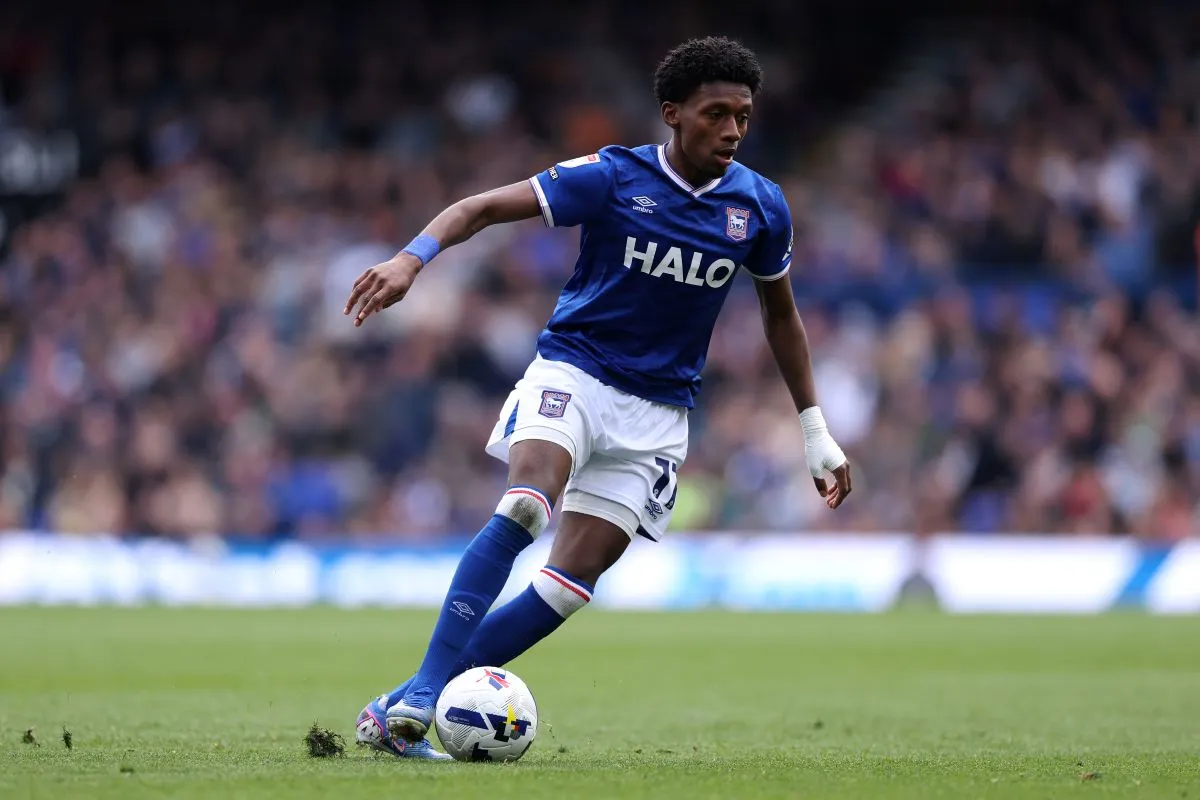 Bologna Incar Winger Ipswich, Philogene, di Bursa Transfer - sumber: (footballitalia)