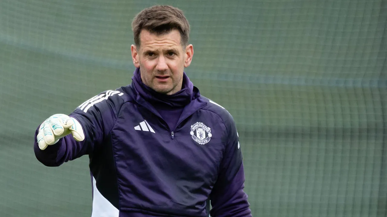 Tom Heaton.