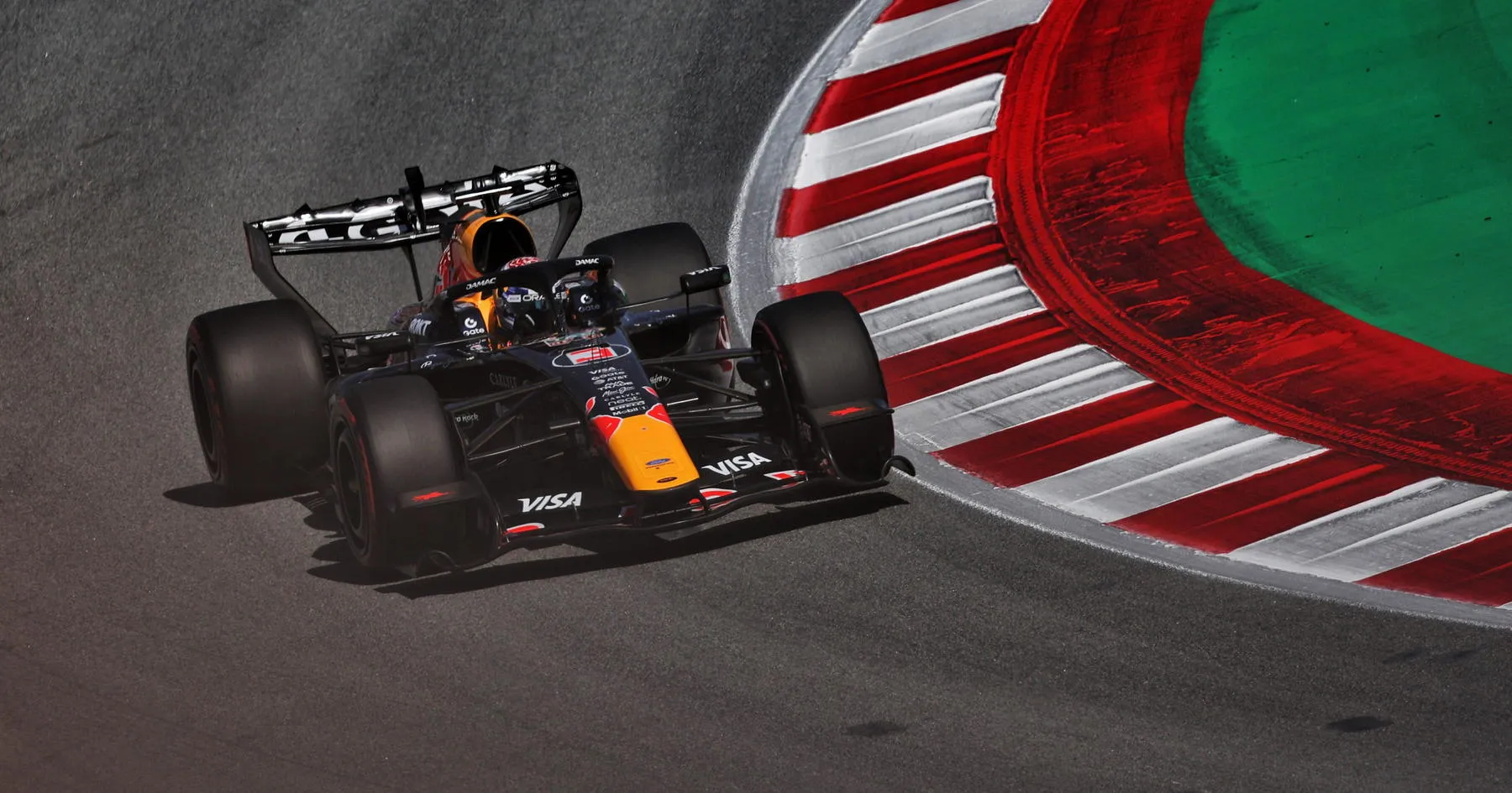 Helmut Marko Optimistis Red Bull Bangkit di F1 - sumber: (racingnews365)