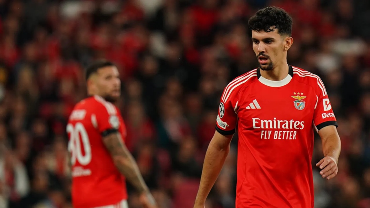 Jose Mourinho Minta Real Madrid Datangkan Bek Milik Benfica