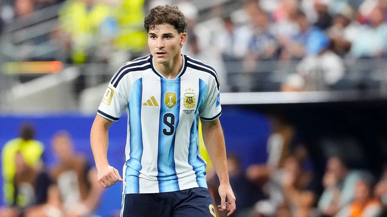 Julian Alvarez Akui Ingin Tinggalkan Atletico Madrid di Musim Panas Ini