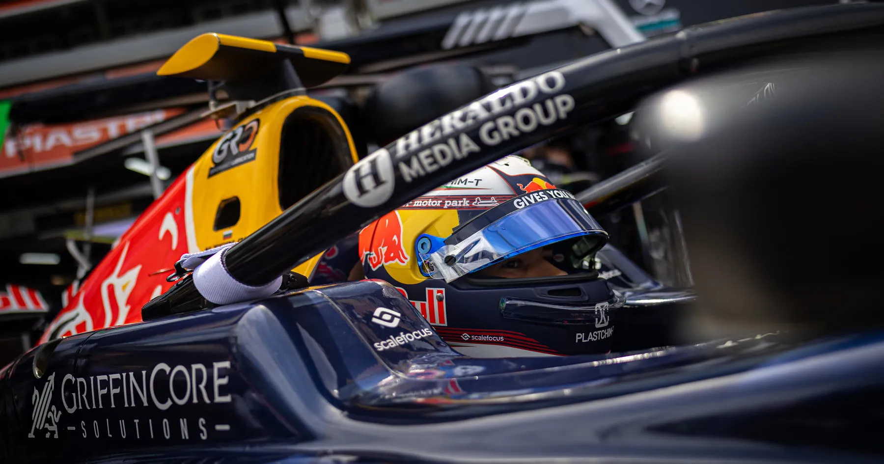 Peluang Promosi untuk Bintang Muda Red Bull Meningkat - sumber: (racingnews365)
