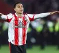 Tawaran Leeds untuk Shea Charles Ditolak Southampton