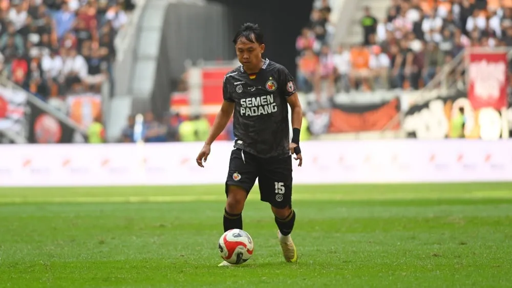 Aktivitas Transfer Semen Padang Semarak Kali Ini - sumber: (ileagueid)