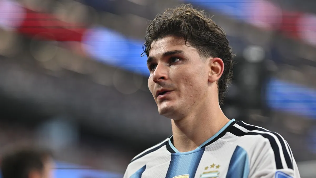 Arsenal Dapat Peluang Tukar Tambah Julian Alvarez - sumber: (footballlondon)