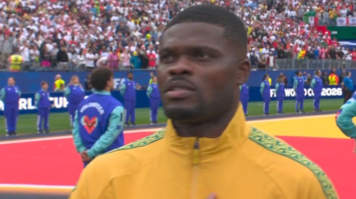 Djed Spence Tolak Jabat Tangan Thomas Partey, Fans Inggris Boo