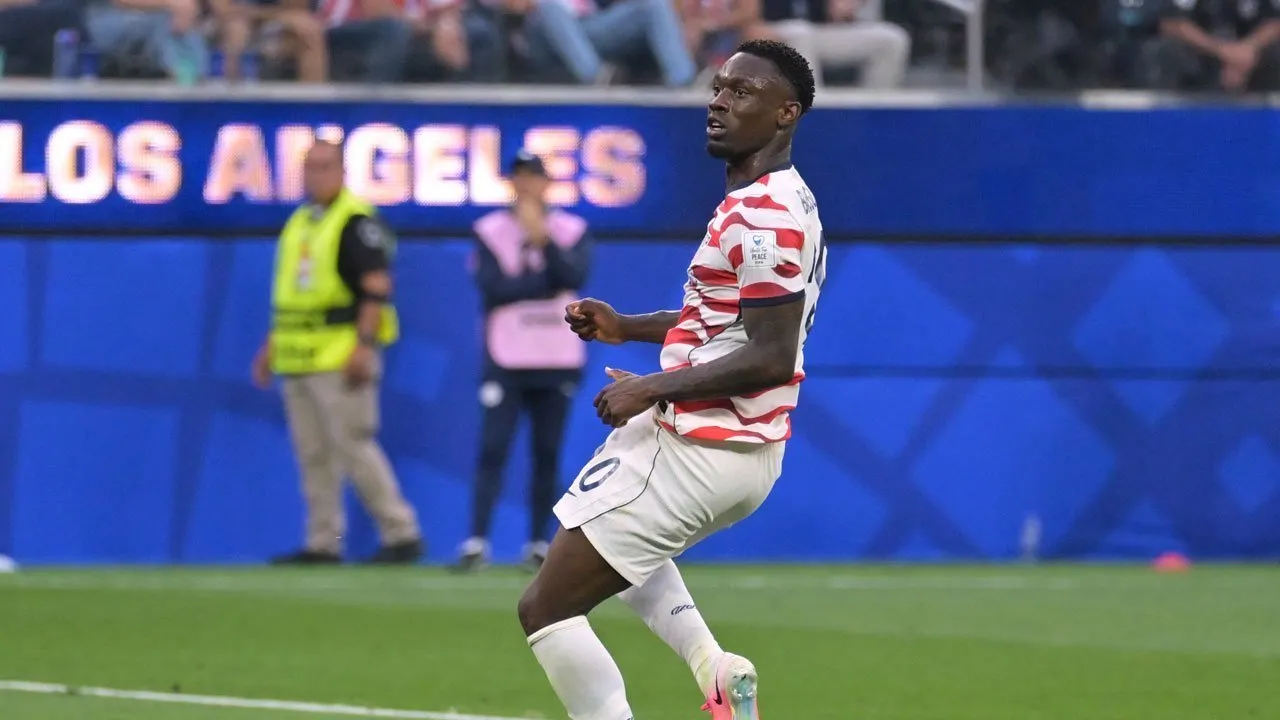 Ingin Tinggalkan Monaco, Beberapa Klub Serie A Bidik Folarin Balogun