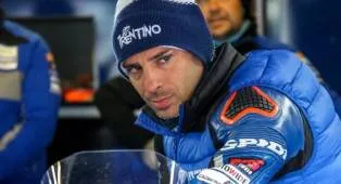 Marco Melandri Kritik FIM, Hukuman Bezzecchi Dinilai Terlalu Berbahaya