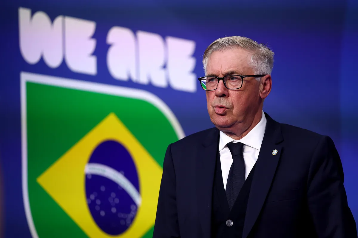 Ancelotti Bawa Brasil Puncaki Grup Piala Dunia, McTominay Cemas Menanti Nasib - sumber: (footballitalia)