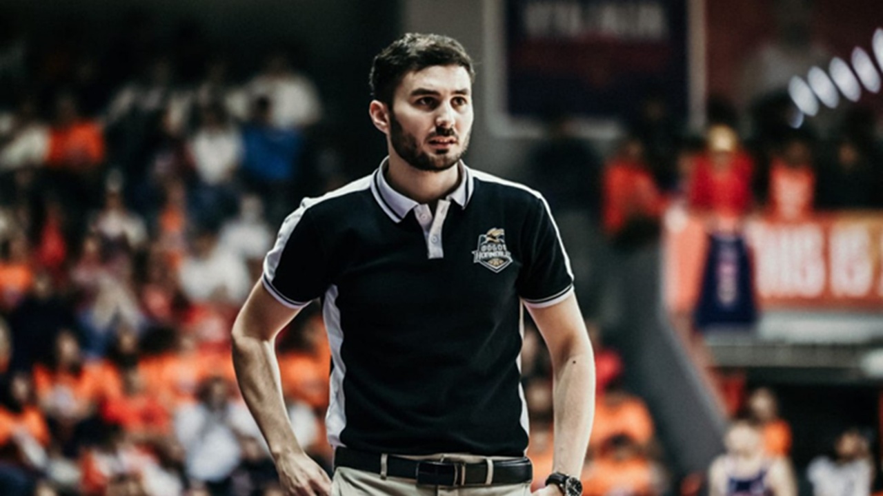 Cesar Camara Yakin Hornbills Bisa Menangkan Game 4