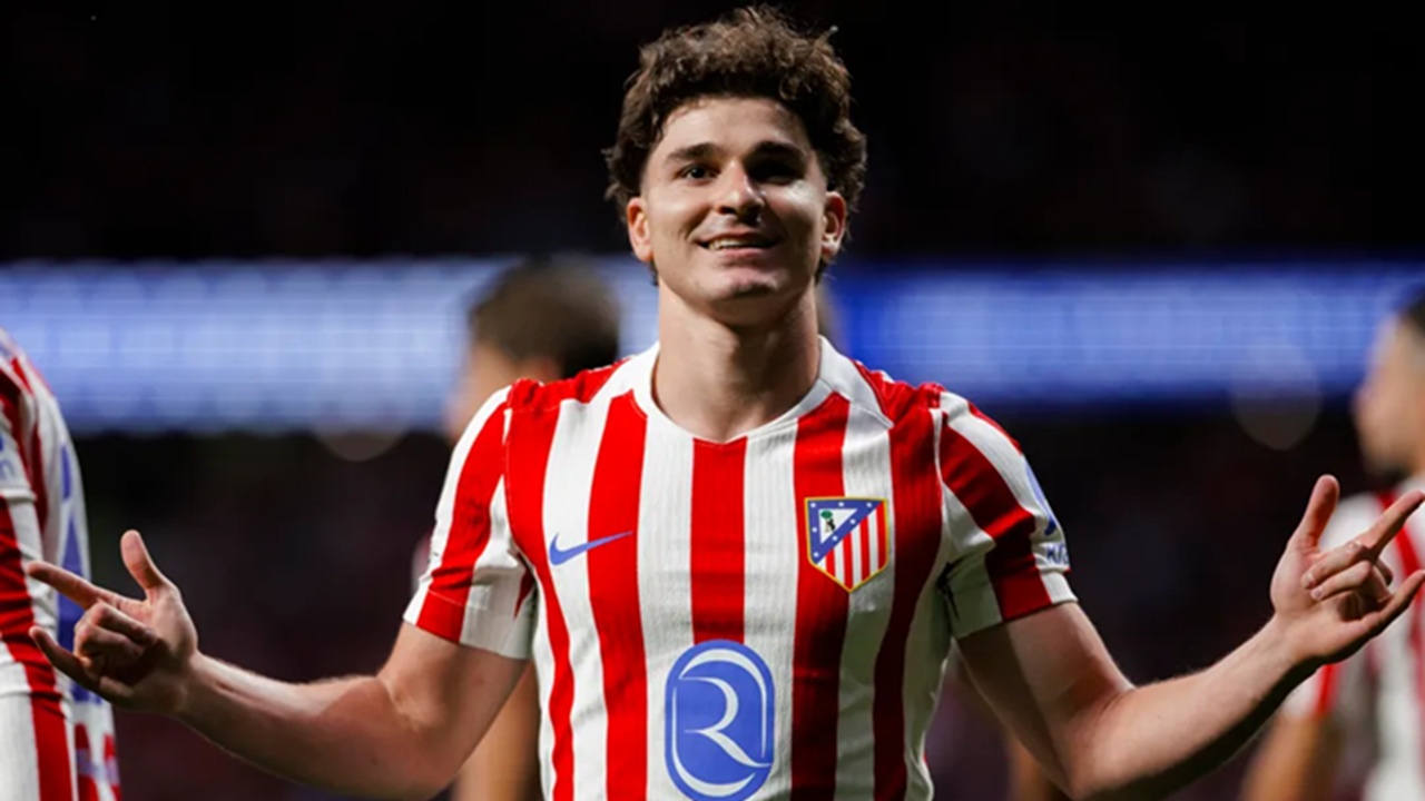 Dani Olmo Puji Kualitas Julian Alvarez: Pekerja Keras