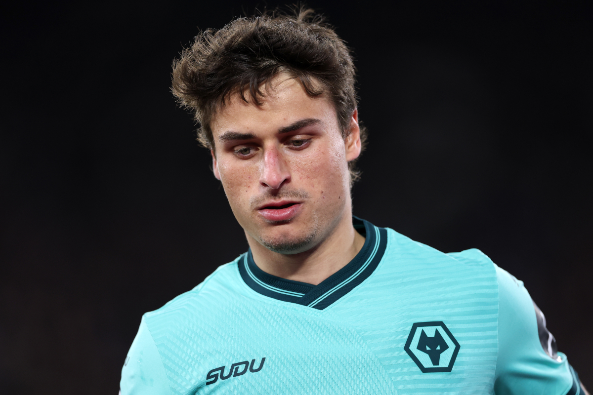 Fiorentina Incar Hugo Bueno Usai Tampil Gemilang di Wolves