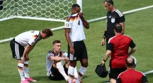 Jonathan Tah Kirim Pesan Dukungan untuk Nico Schlotterbeck