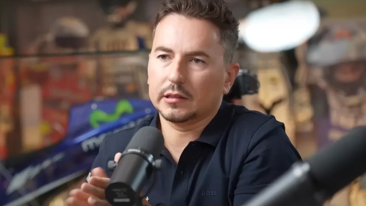 Jorge Lorenzo: Marco Bezzecchi Harusnya Dihukum Seperti Rossi pada 2015