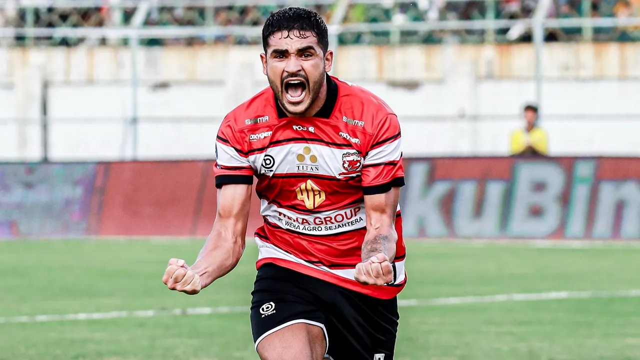 Madura United lepas Junior Brandao