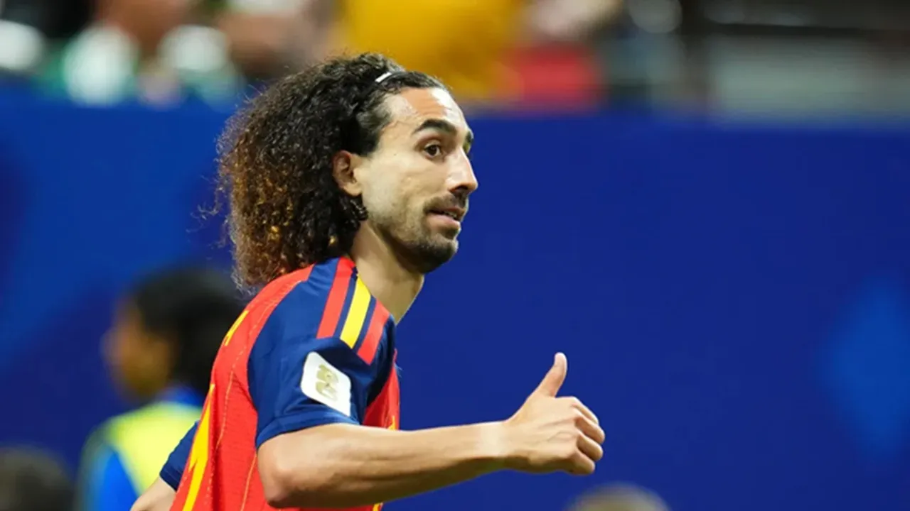 Marc Cucurella Rela Berkorban demi Vinicius Jr