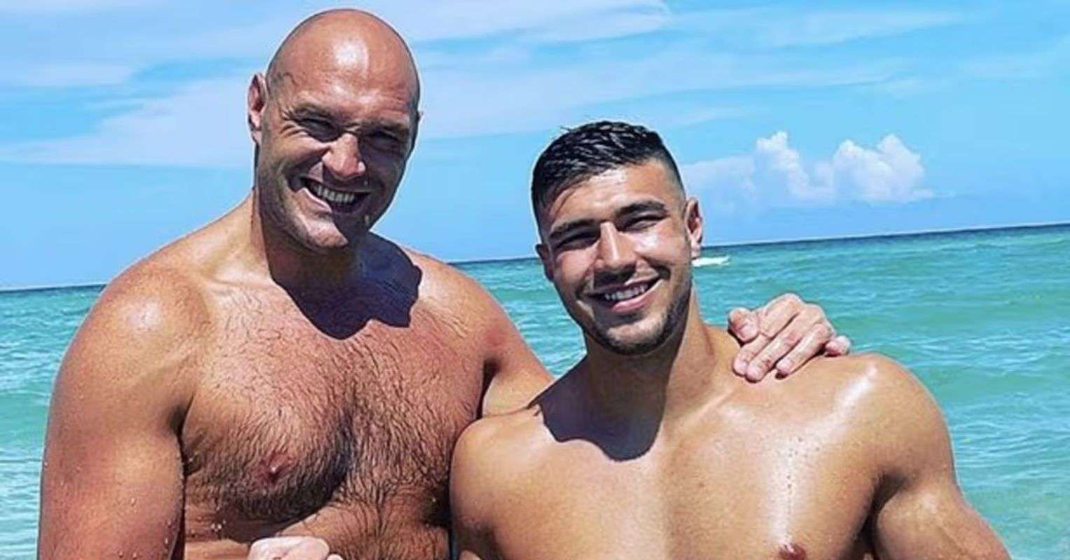 Tyson Fury Dukung Tommy Kalahkan Juara Dunia Aktif