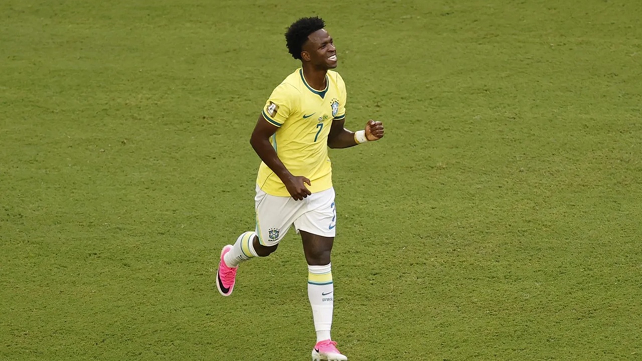Vincius Jr Dijanjikan Hadiah Sama Carlo Ancelotti