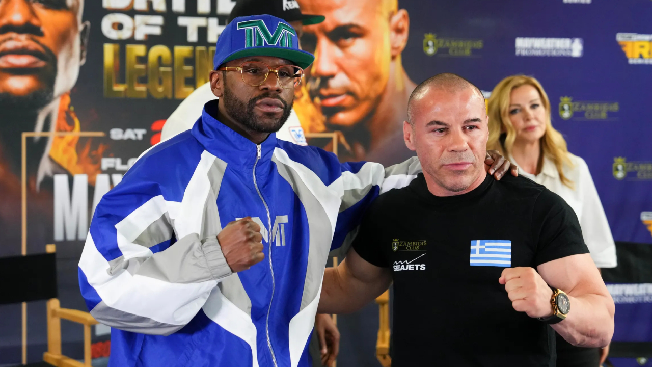 Hakim Akan Putuskan Nasib Laga Floyd Mayweather vs Mike Zambidis