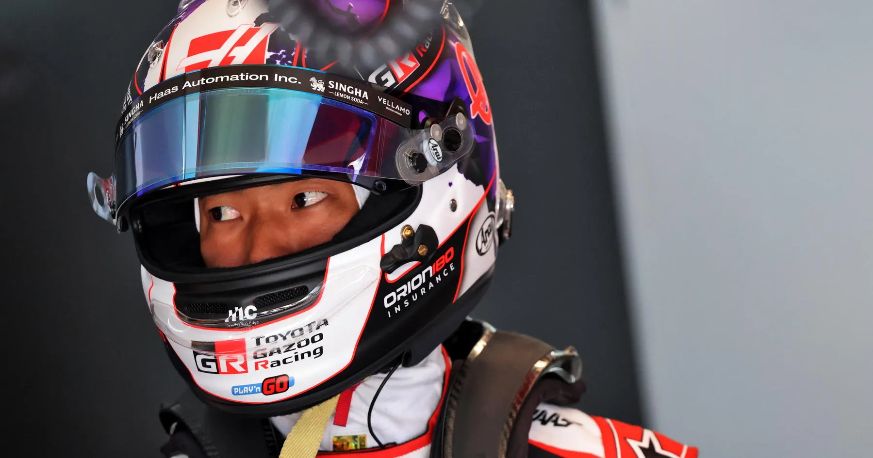 Insiden Seram: Pembalap F1 Rookie Menabrak Mekanik - sumber: (racingnews365)