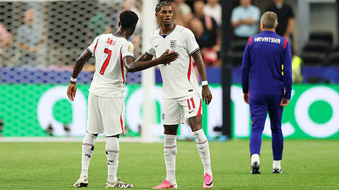 Jadi Cadangan, Thomas Tuchel Didesak Mainkan Bukayo Saka dan Marcus Rashford
