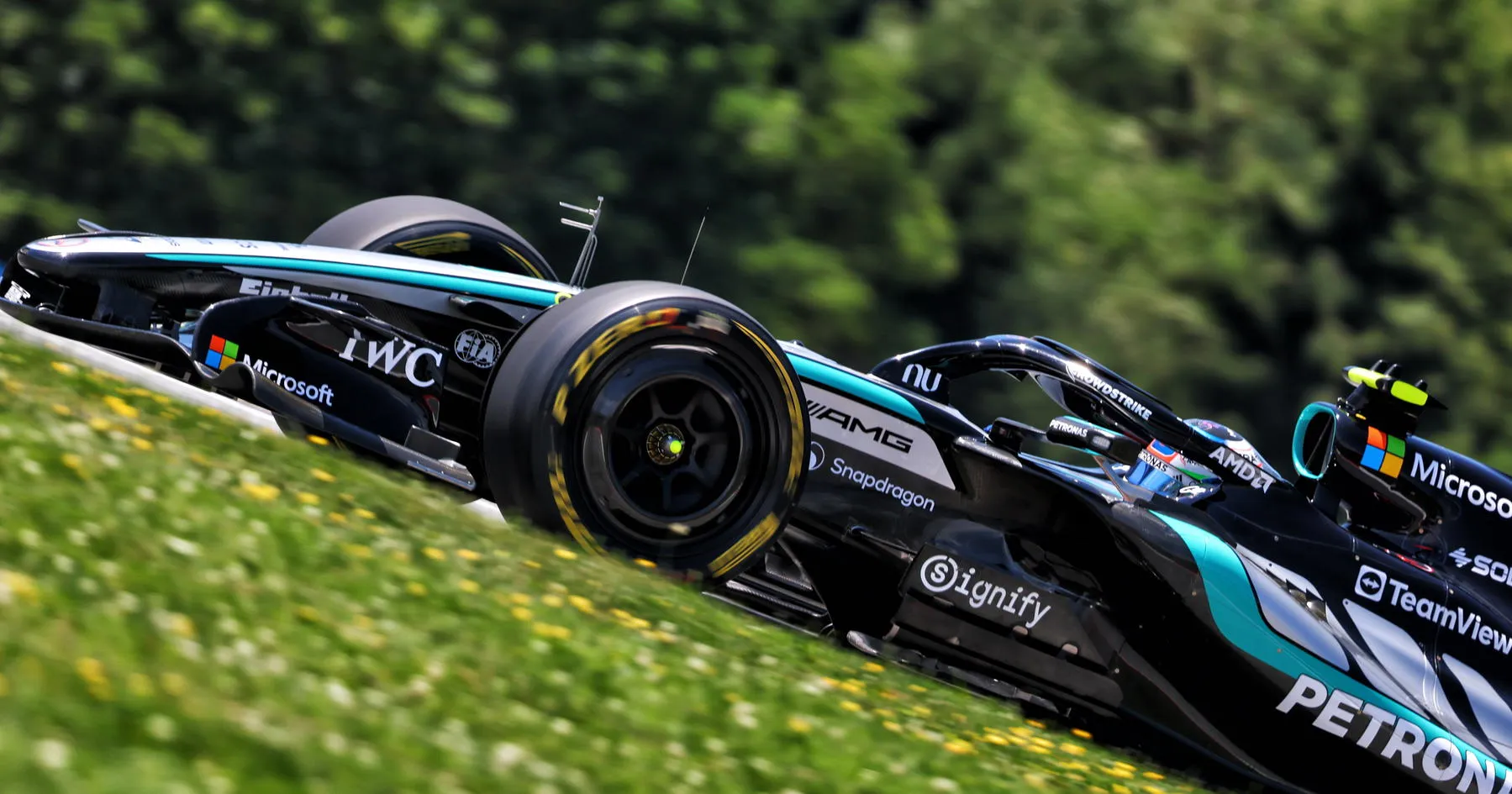Kimi Antonelli Dominasi Latihan Bebas 1 di GP Austria 2026 - sumber: (racingnews365)