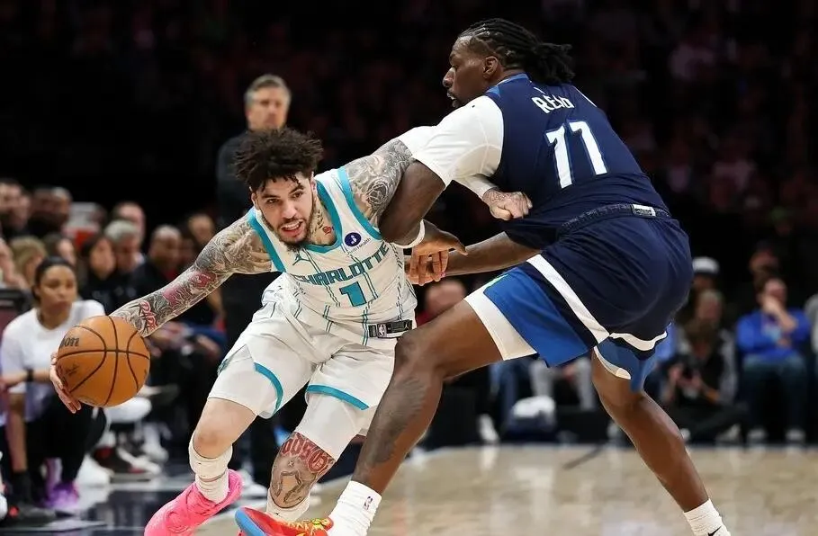 LaMelo Ball dan Naz Reid: Dampak Besar pada Wolves dan Hornets - sumber: (mainbasket)