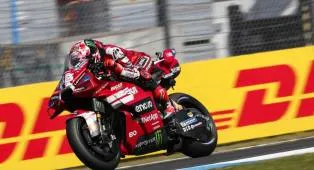 Lintasan Mirip Gunung Api, Pembalap MotoGP Keluhkan Panas Assen