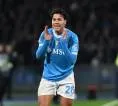 Napoli Bertahan, Vergara Tak Dilepas Murah ke Como