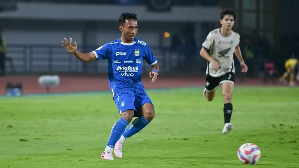 Persib Bandung Kehilangan Pemain Kunci ke Timnas U - sumber: (ileagueid)