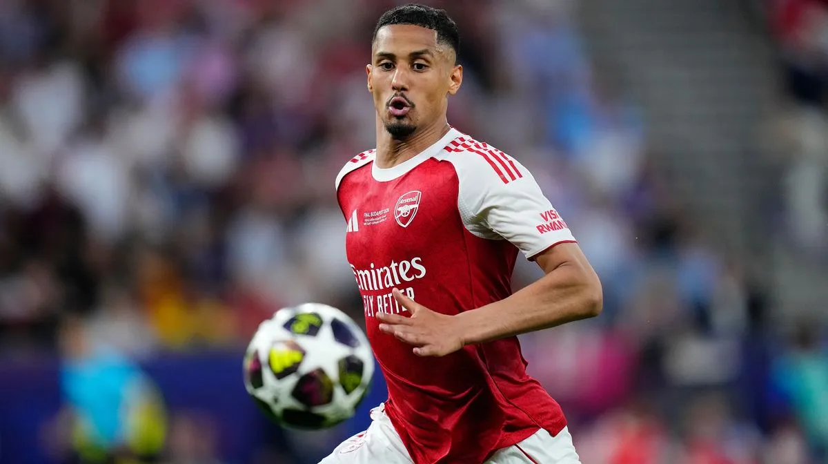 Saliba dan Arteta: Kontrak Tanpa Opsi Beli di Arsenal - sumber: (footballlondon)