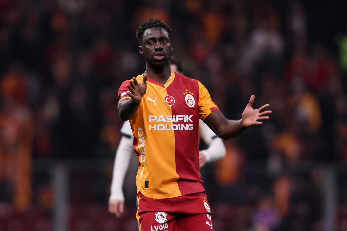 Davinson Sanchez Siap Gabung Como, Galatasaray Mulai Negosiasi