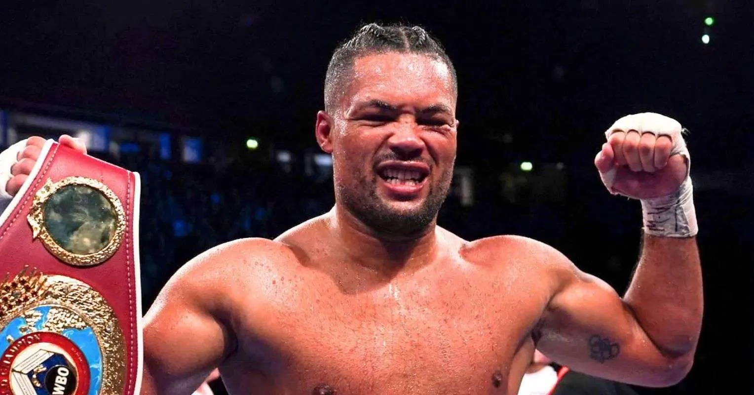 Joe Joyce Incar Perebutan Gelar Dunia Jelang Comeback - sumber: (secondsout)