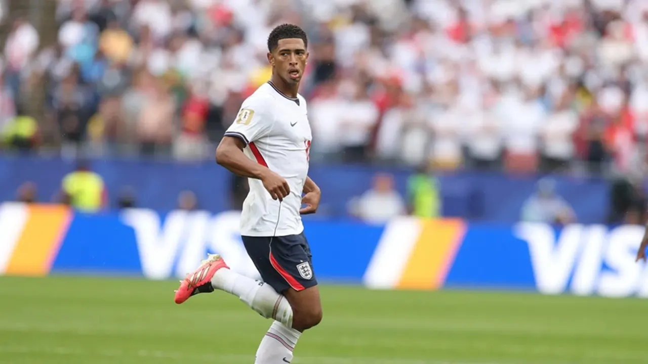 Kyle Walker Berikan Peringatan ke Jude Bellingham, Ini Katanya
