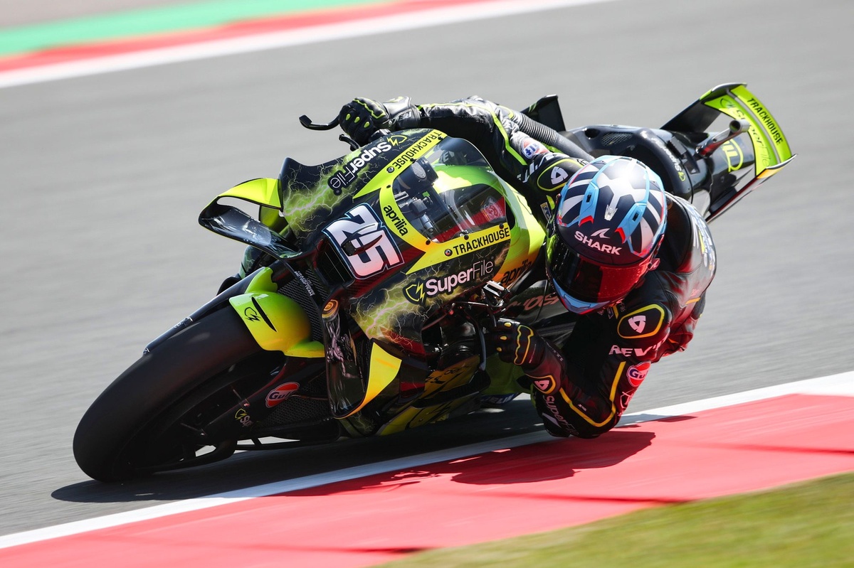Raul Fernandez Pimpin 1-2 Trackhouse Aprilia di Sprint Dutch GP