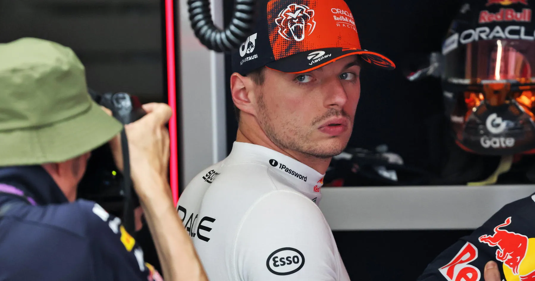 Verstappen Beri Peringatan pada Red Bull Terkait Masa Depan F1 - sumber: (racingnews365)